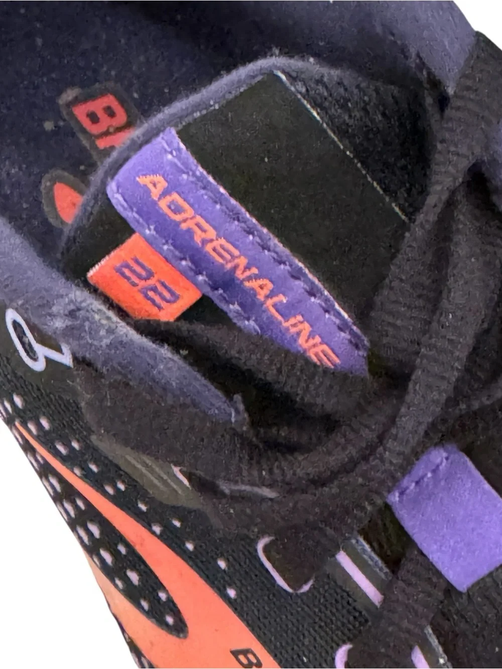 Brooks Adrenaline GTS 22 running shoes in a black, purple, andcoral women sz 11M